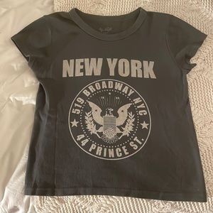 never worn brandy melville cropped tee